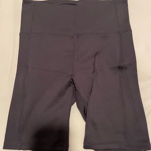 Periwinkle biker shorts